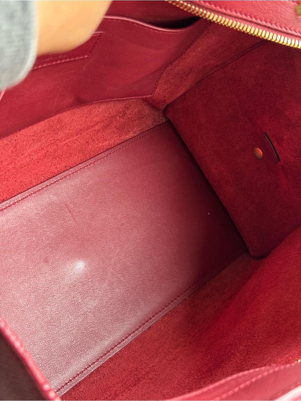 Saint Laurent Cabas in Wine/Gold - Picture 10 of 14